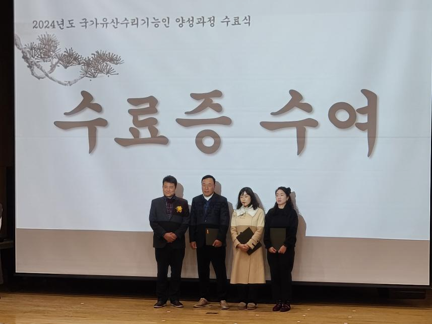 기사215.png